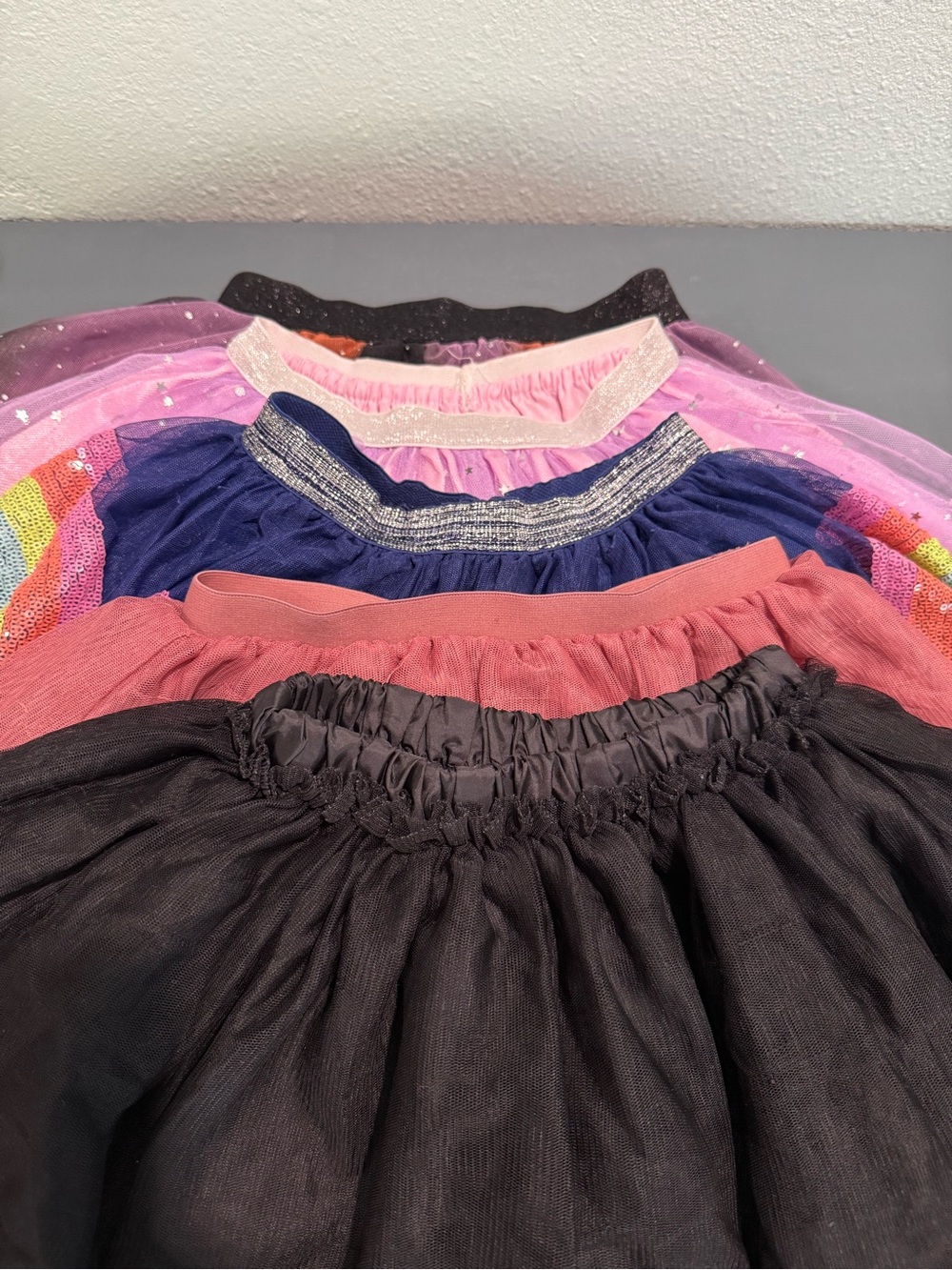 Set of FIVE - Girls Tulle Skirt - Comfortable Elastic Waist - Tutu skirts